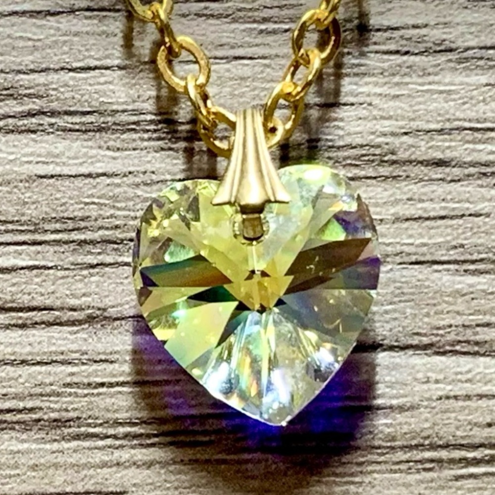 Vintage 14K Gold Plated Authentic Crystal Heart Necklace, 18" Length